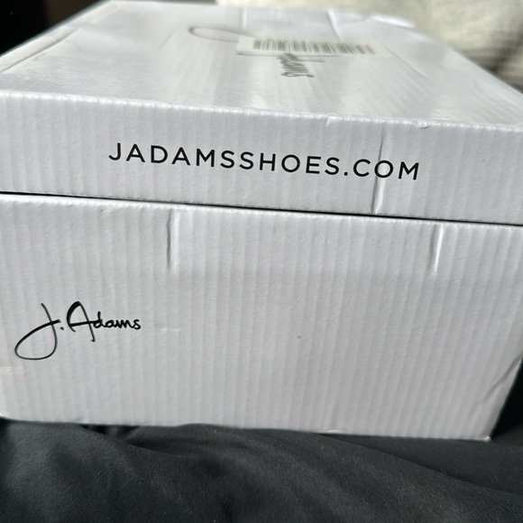 Heels - Picture 2 of 5